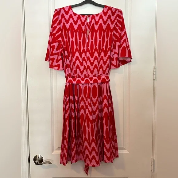 Eloquii Printed Flare Sleeve Dress - Picture 4 of 5